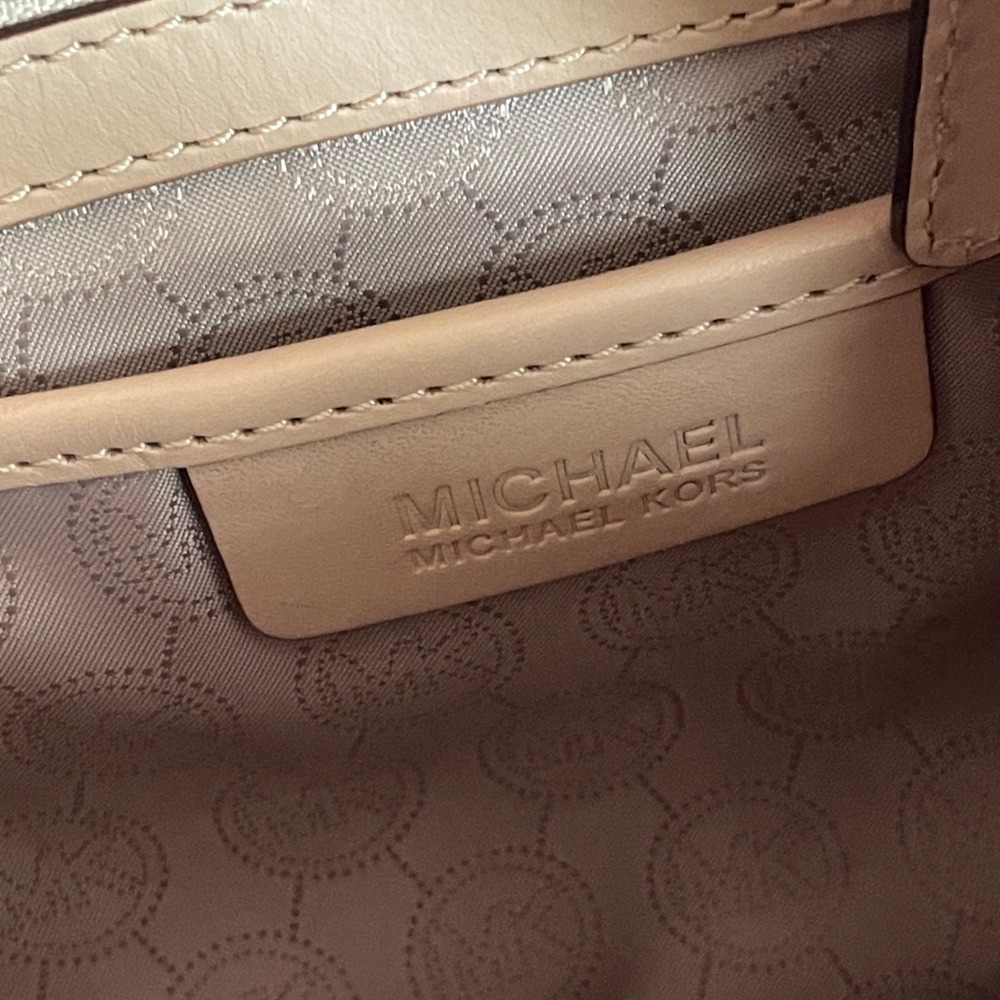Michael Kors Grayson Large PVC Satchel Vanilla Monogram Handbag Gold Tone - Picture 6 of 16